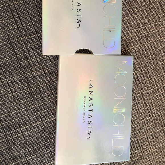 Anastasia Beverly Hills - Moonchild - Picture 2 of 3